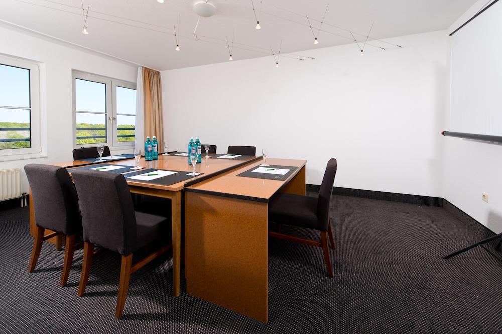 Coffee Fellows Hotel Frankfurt Airport-Langen Ланґен Екстер'єр фото
