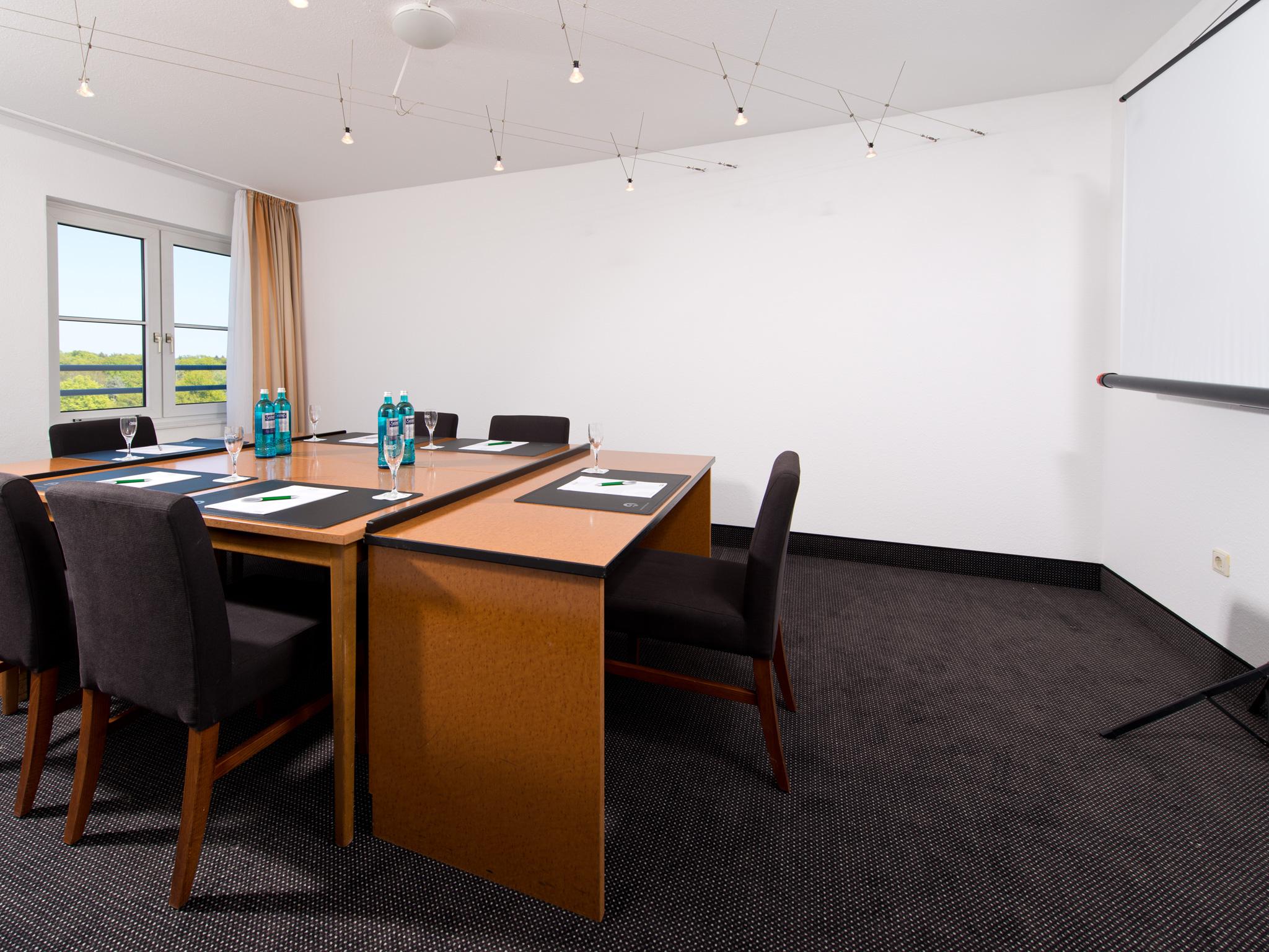 Coffee Fellows Hotel Frankfurt Airport-Langen Ланґен Екстер'єр фото